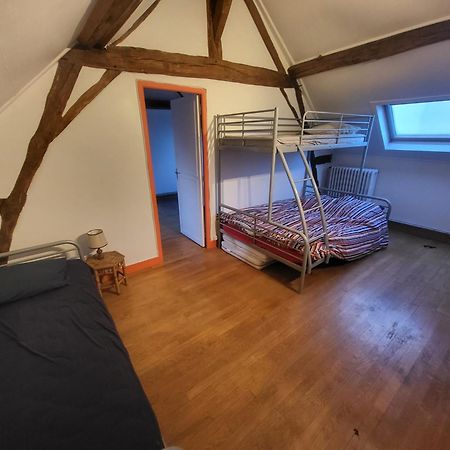Bed and Breakfast Les Oiseaux De Passage Escolives-Sainte-Camille Esterno foto