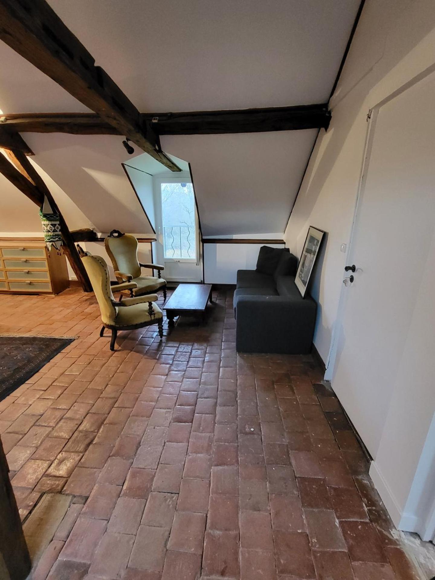 Bed and Breakfast Les Oiseaux De Passage Escolives-Sainte-Camille Esterno foto
