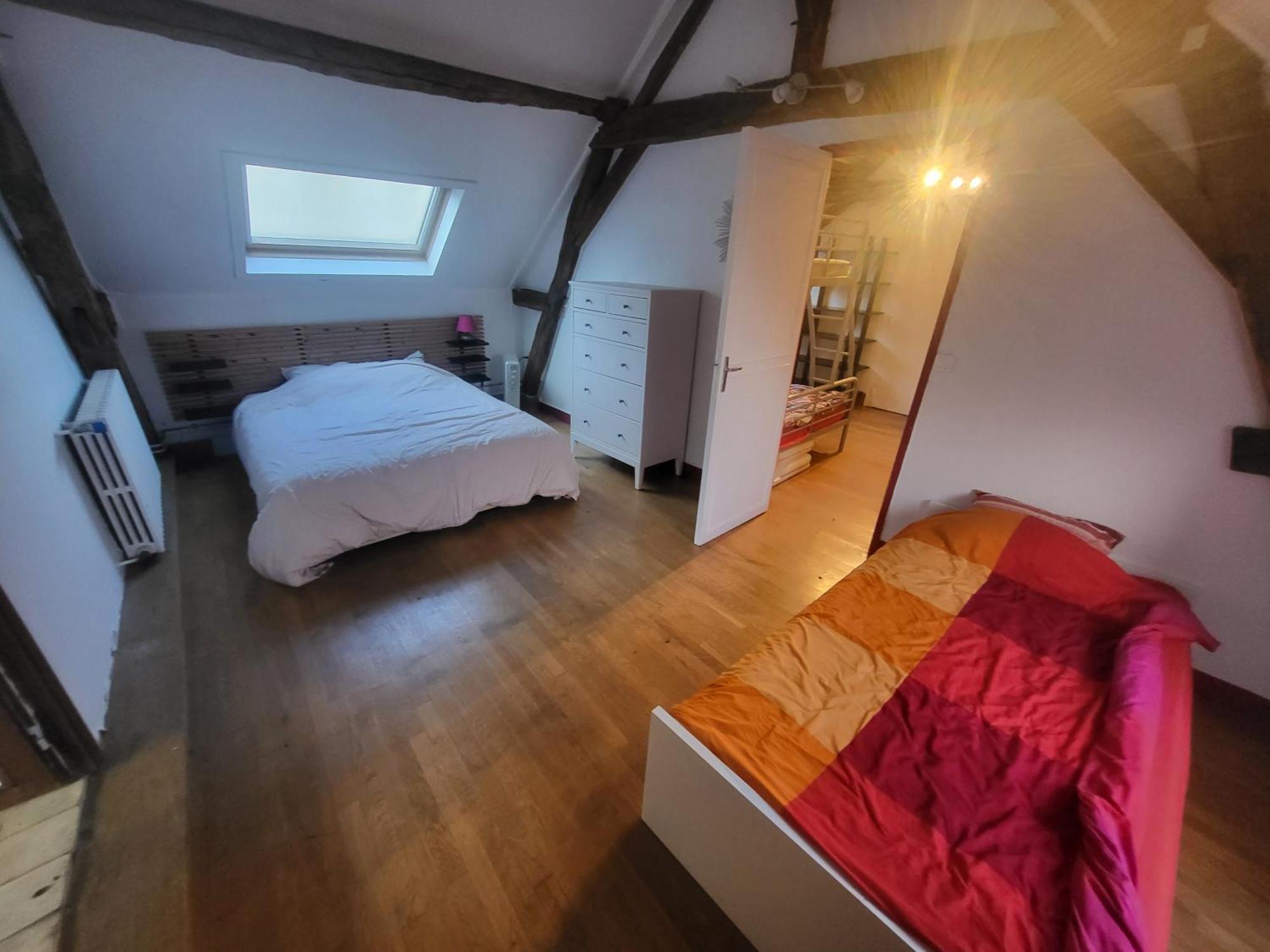 Bed and Breakfast Les Oiseaux De Passage Escolives-Sainte-Camille Esterno foto